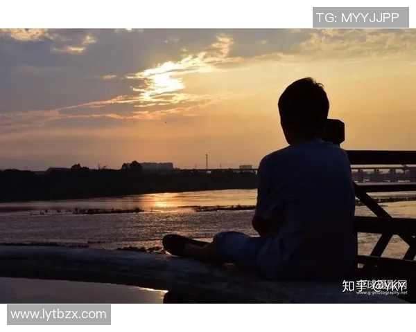 足球明星中的孤独灵魂那些没有父亲陪伴的传奇故事