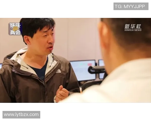 姜鹏足球明星的身份揭晓他在足球界的成就与影响力分析