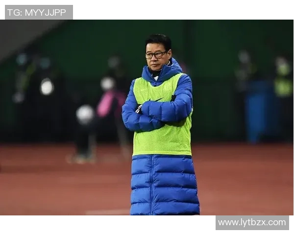 张宏根：上海足球明星的崛起与传奇人生故事